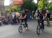 Ting-Ting, Kring-Kring, Kapolres Mojokerto Kota Gowes Menyapa Masyarakat Pantau Kamtibmas