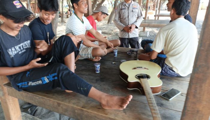 Personel Polairud Polresta Banyuwangi Gencarkan Patroli Kekawasan Kampung Nelayan Dan Pesisir Pantai