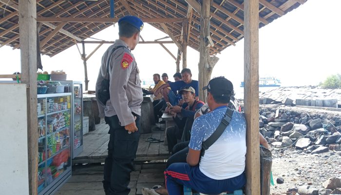 Dekatkan Diri Dengan Masyarakat Ini Cara Satpolairud Polresta Banyuwangi Dalam Memberikan Edukasi