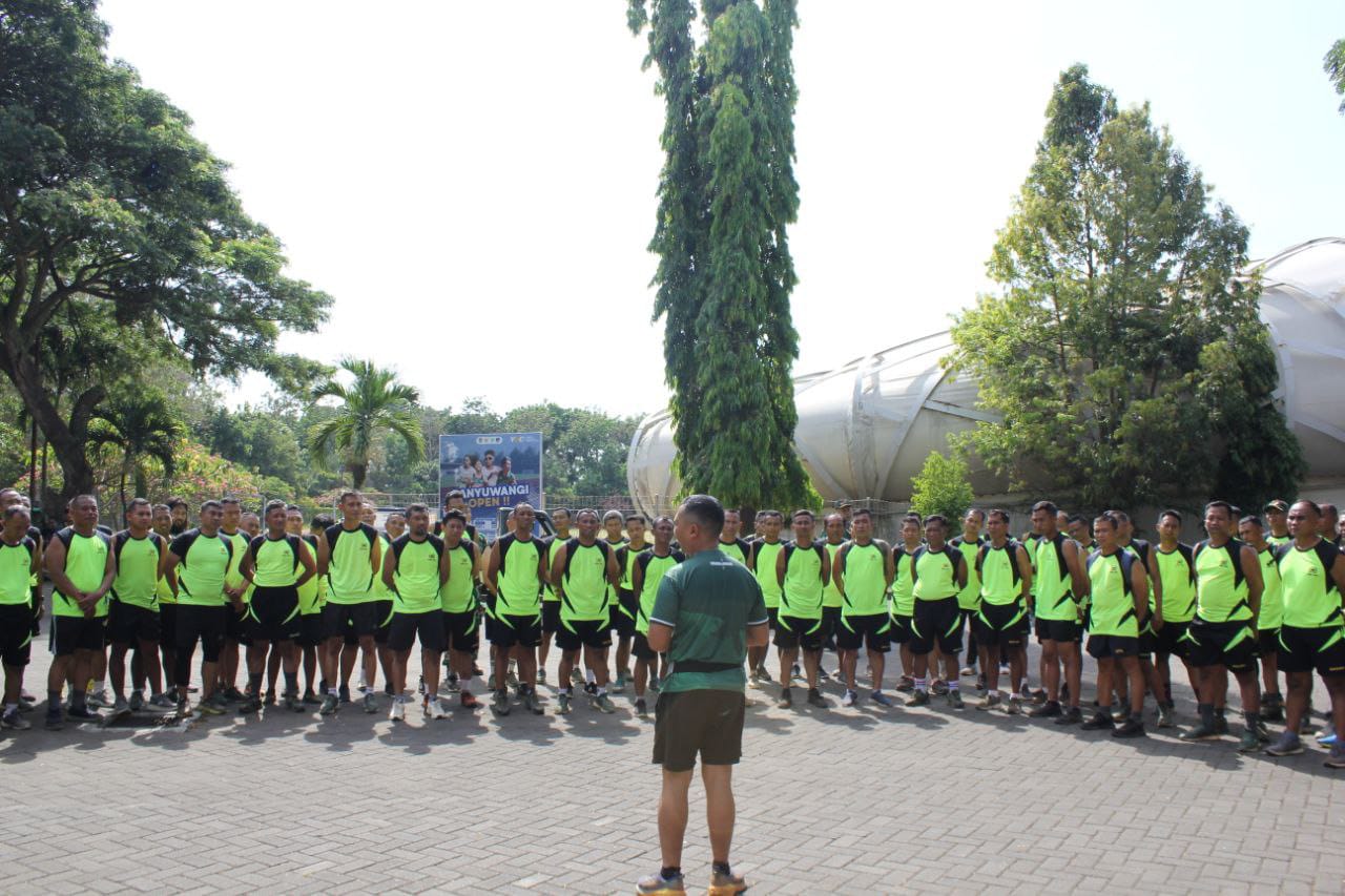 Tingkatkan Kebugaran Prajurit, Kodim 0825/Banyuwangi Gelar Tes Kesamaptaan dan Renang Dasar Militer 1 IMG 20251025 WA0015