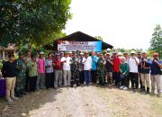 Air Mengalir, Harapan Tumbuh: Danrem 083/Bdj Dampingi Petani Wujudkan Kemandirian Pangan 11 IMG 20251027 WA0013