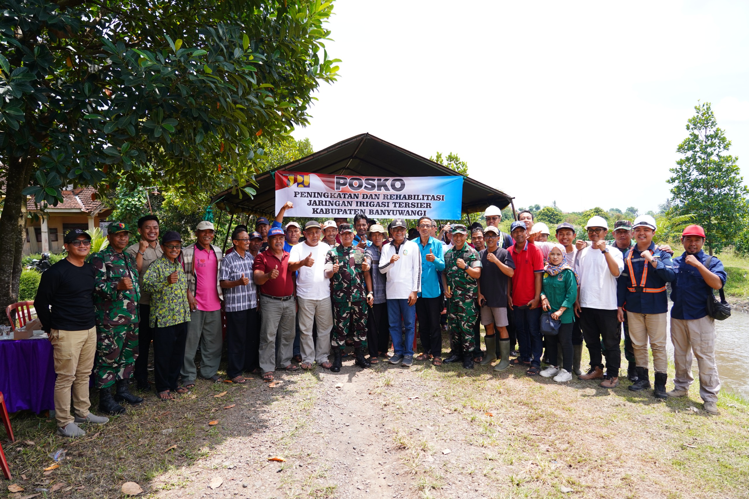 Air Mengalir, Harapan Tumbuh: Danrem 083/Bdj Dampingi Petani Wujudkan Kemandirian Pangan 1 IMG 20251027 WA0013