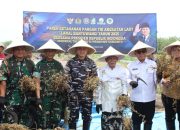 Dandim 0825/Banyuwangi Wujudkan Sinergi TNI dan Petani Melalui Panen Ketahanan Pangan Nasional 10 IMG 20251029 WA0037