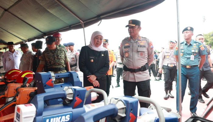 Kapoda Jatim Bersama Gubernur Tinjau Kesiapan Alat Mitigasi Bencana Hadapi Cuaca Ekstrem