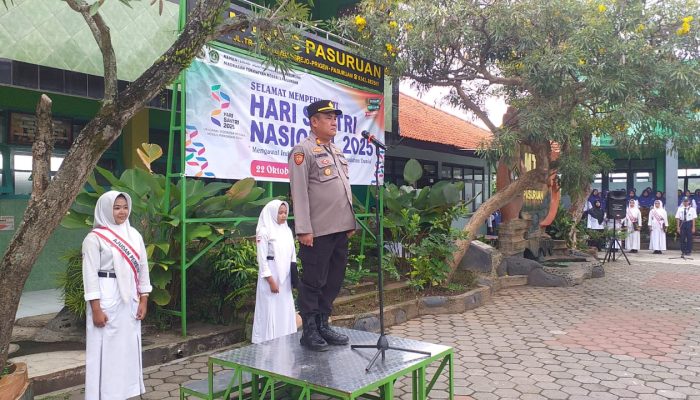 Kapolsek Prigen Jadi Pembina Upacara di MTsN 3 Pasuruan, Ajak Siswa Jauhi Kenakalan Remaja