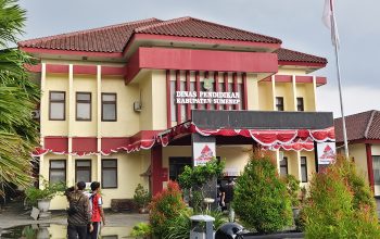 Pemkab Sumenep Perkuat Verifikasi Data dalam Program Penuntasan Anak Tidak Sekolah 7 IMG 20251105 102751